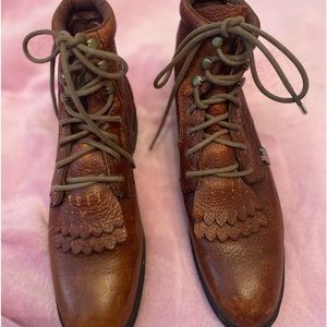 Women leather Justin boots